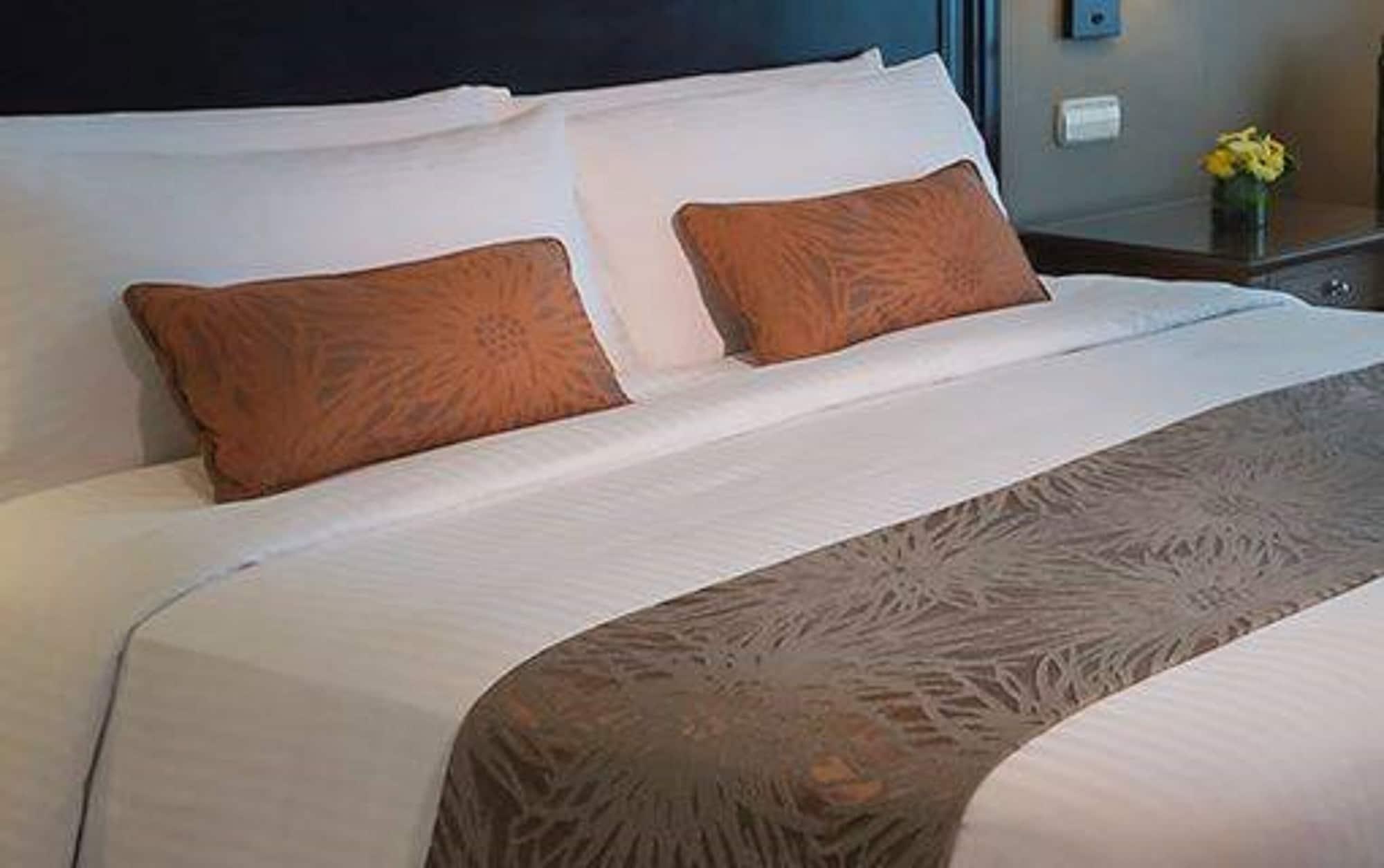 Hotel Marco Polo Davao City Exteriér fotografie A bed runner